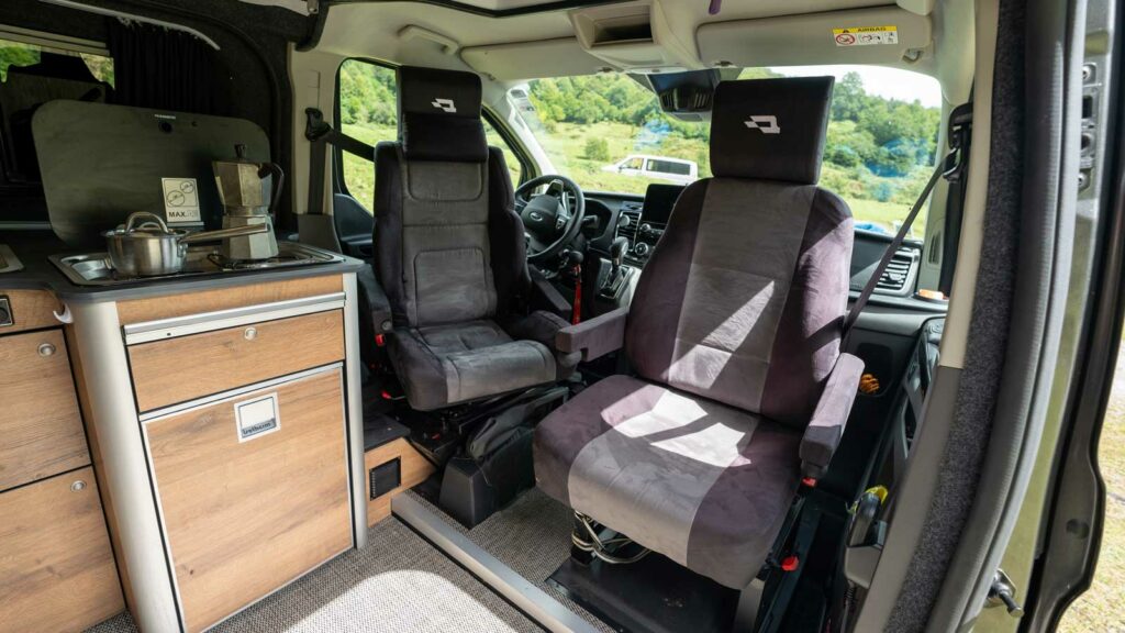 Ford Transit customL2aménagé situation de handicap siège pivotant