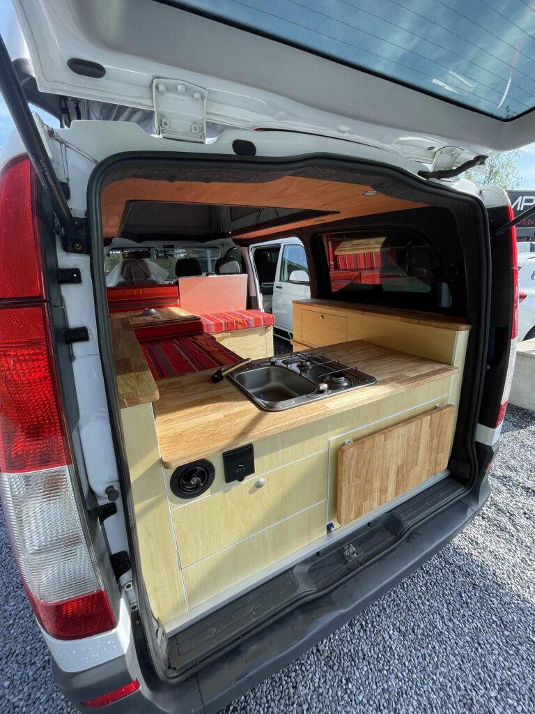 Mercedes Vito Long espace cuisine