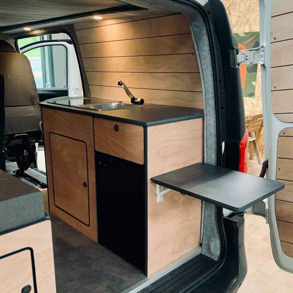 Mercedes vito long aménagé camper cuisine