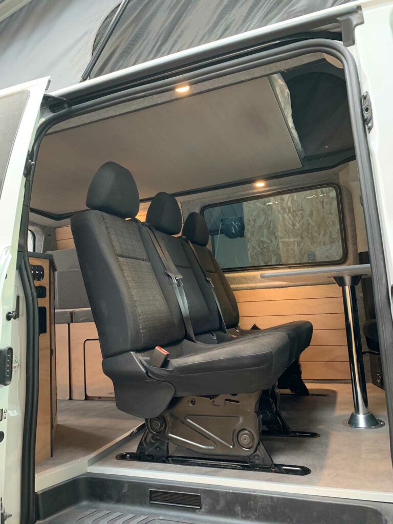 Mercedes vito long aménagé camper banquette