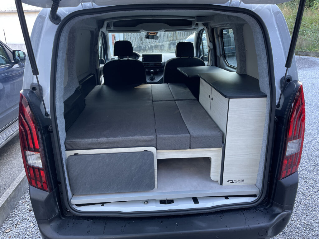 peugeot-partner-l1h1-micro-camper-06-mode-nuit