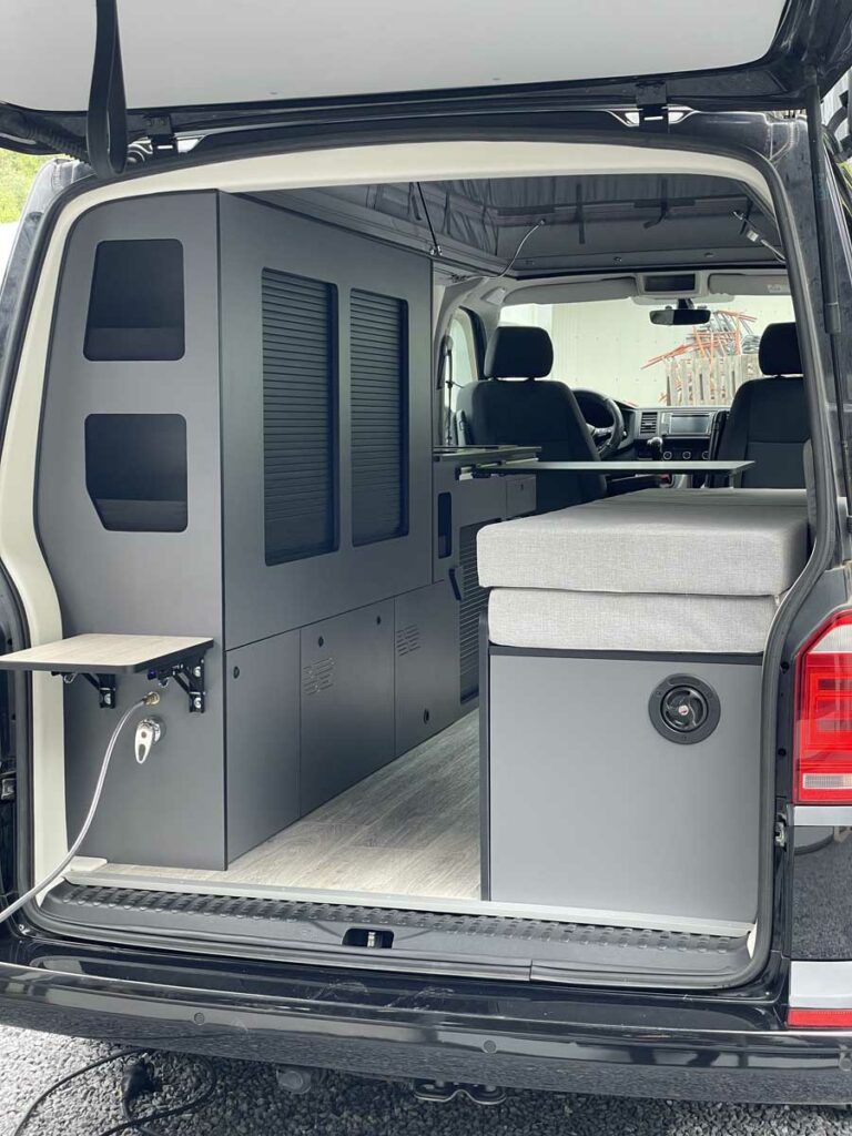 volkswagen-transporter-t6-l2h1-sobriete-esthetisme-12-tablette-arriere